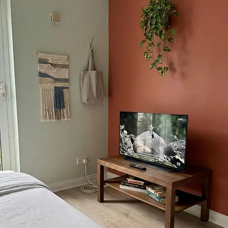 Cosy 1 Bed In Center *